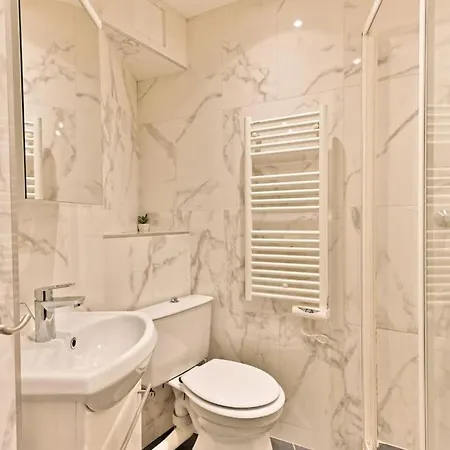 Appartamento Au Coeur Du Marais - Iv Parigi